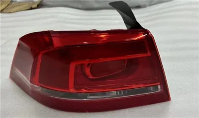 3AE945095F Stop Lambası Ledsiz Sol Passat 2012- | 296429 PRO-A